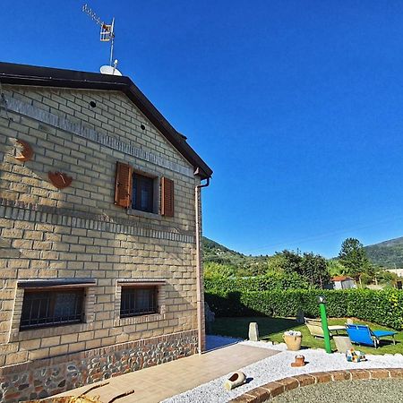 Spicchio Di Luna - Casa Vacanze Albiano Magra Екстериор снимка