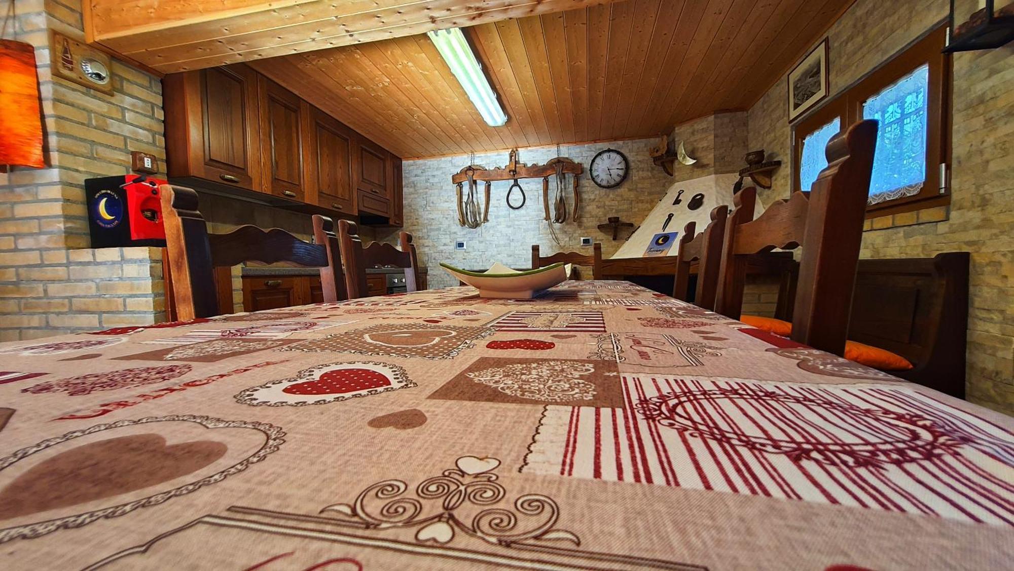 Spicchio Di Luna - Casa Vacanze Albiano Magra Екстериор снимка